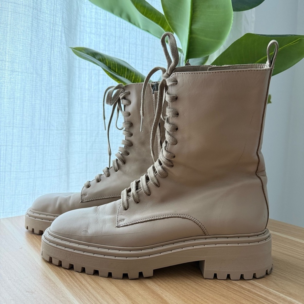 Massimo Dutti taupe leather lace up lug sole boots – size 10 (40) - Picture 6 of 10